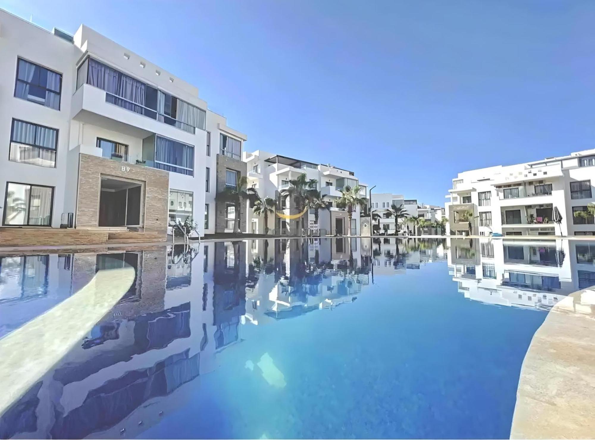 2 Bedrooms With Huge Terrace Access To The Pool Agadir Bagian luar foto